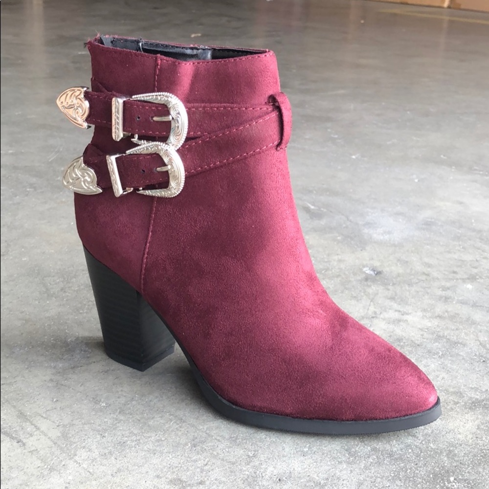 Delicious Women’s Faux Suede Buckle Booties Vino
